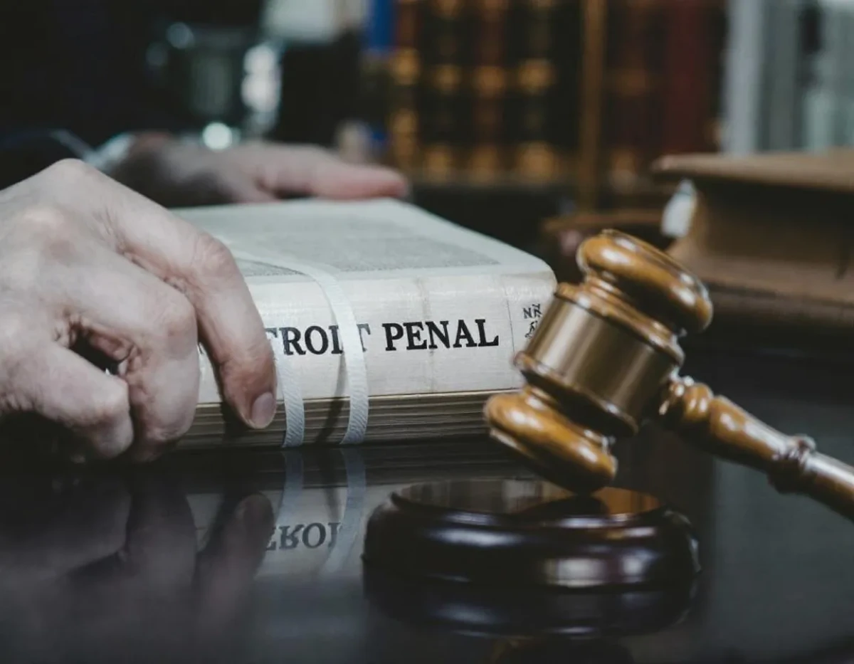 Défense en Droit Pénal : Ce Qu'il Faut Savoir